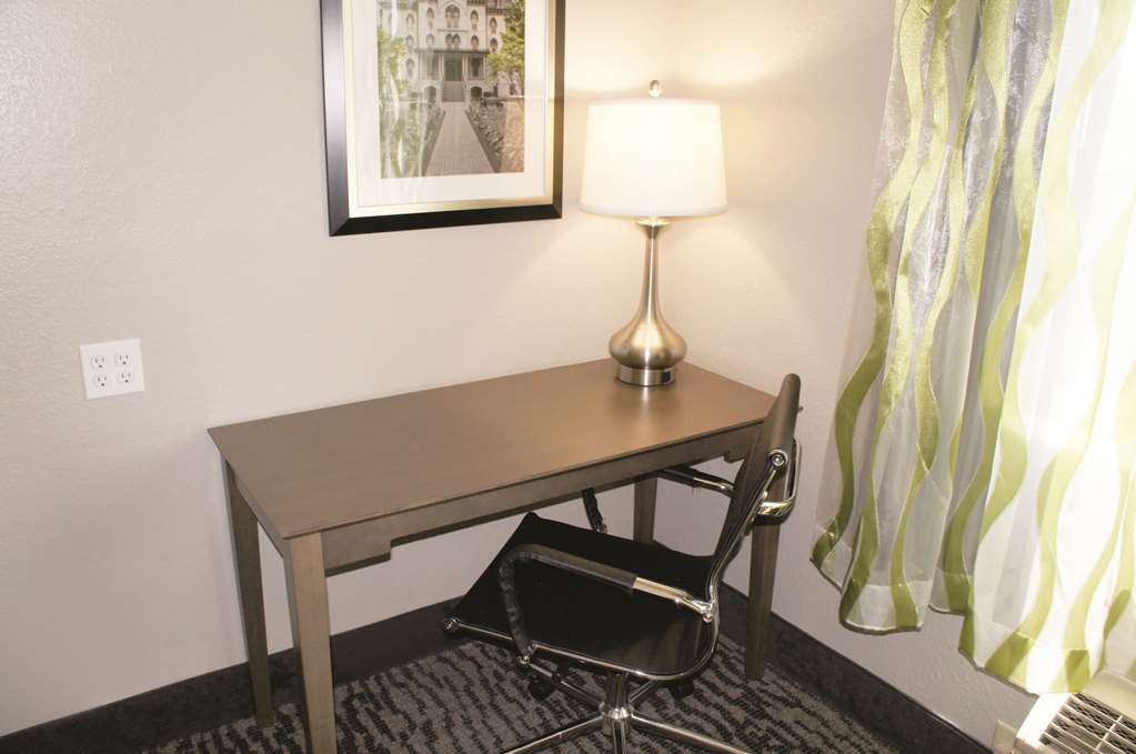 La Quinta Inn And Suites By Wyndham Elkhart Szoba fotó